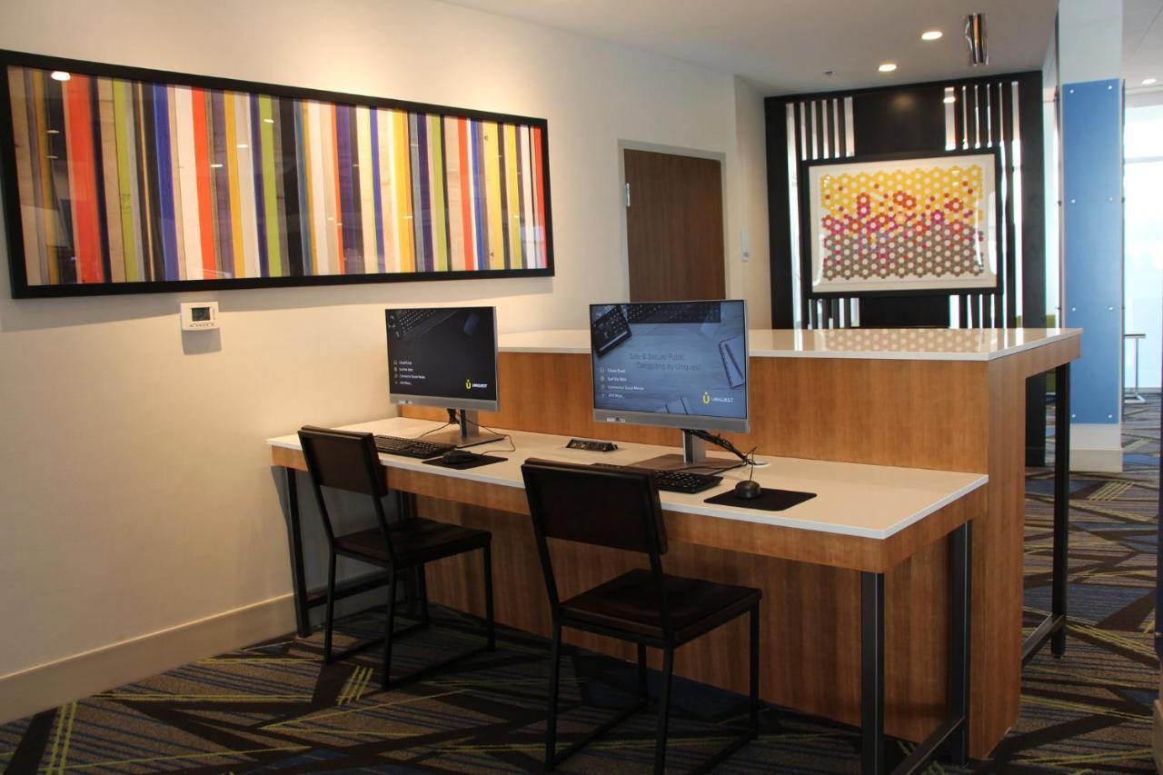 Holiday Inn Express & Suites - Phoenix - Airport North By Ihg Zewnętrze zdjęcie